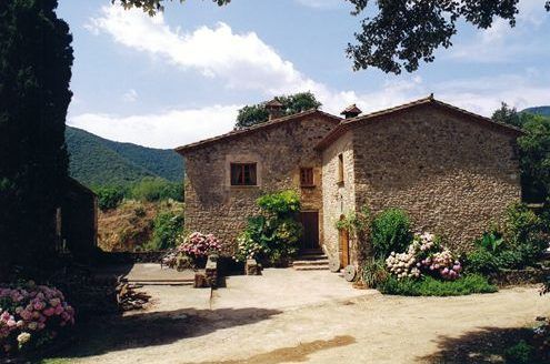 Casa-rural-en-Girona-Can-Canet-1
